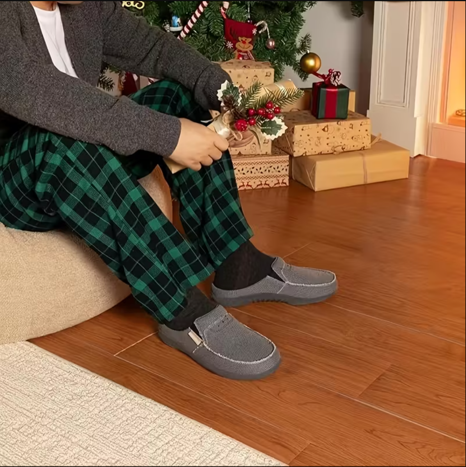 Velosria Men's Canvas Mule Slipper