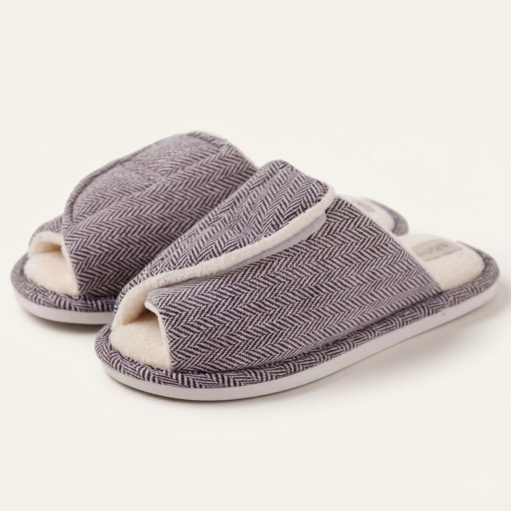 Velosria Herringbone Open-Toe Mule Slipper